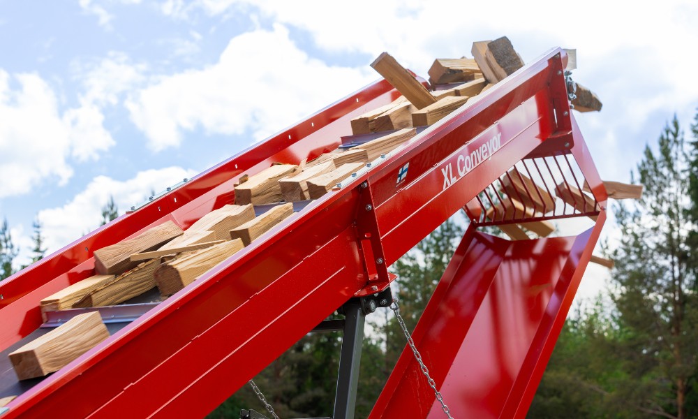 One person firewood factory XL conveyor